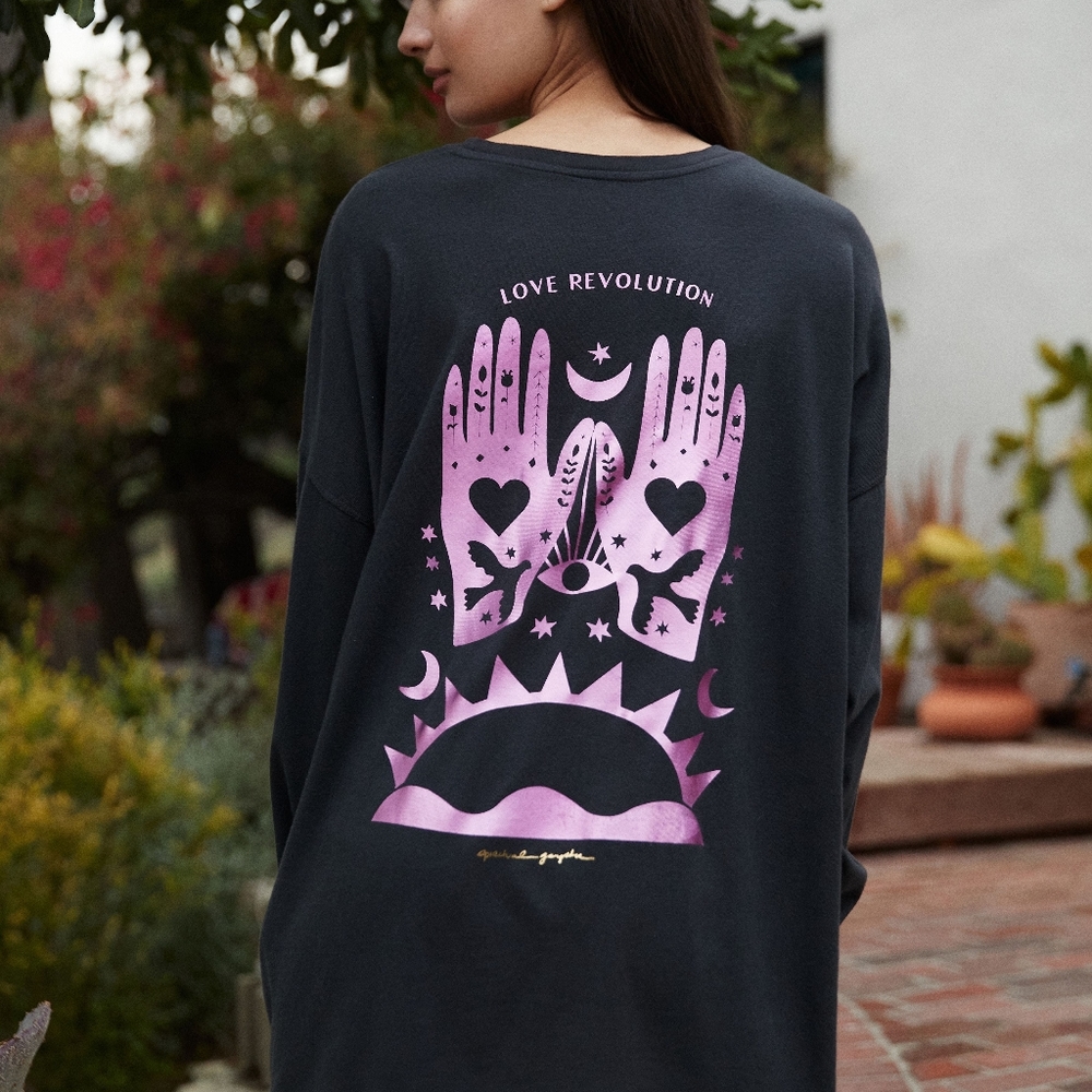 NWT Spiritual Gangster Longsleeve Love Revolution